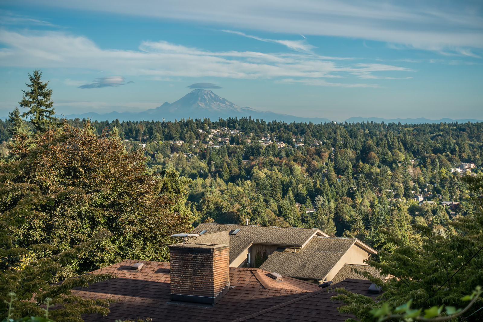 We make moving simple, fast, and stress-free for families and businesses in Kent, WA